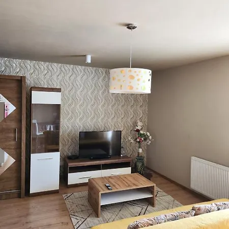 Greenside Apartman Nagymihály